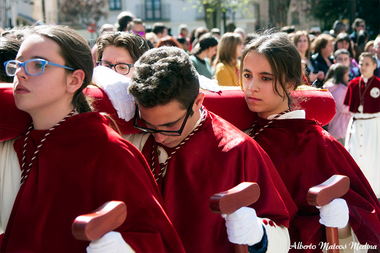 Hermanos de carga del Triunfo de la Eucaristía