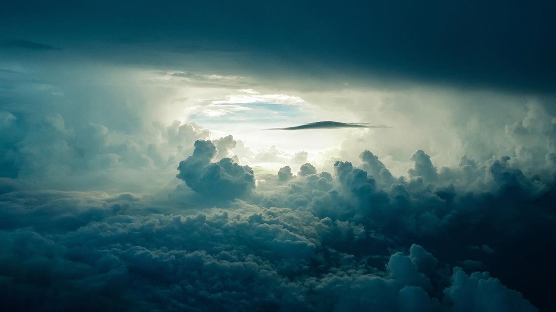 ¡Ojalá rompieras el cielo y descendieses! (Is 63, 19)